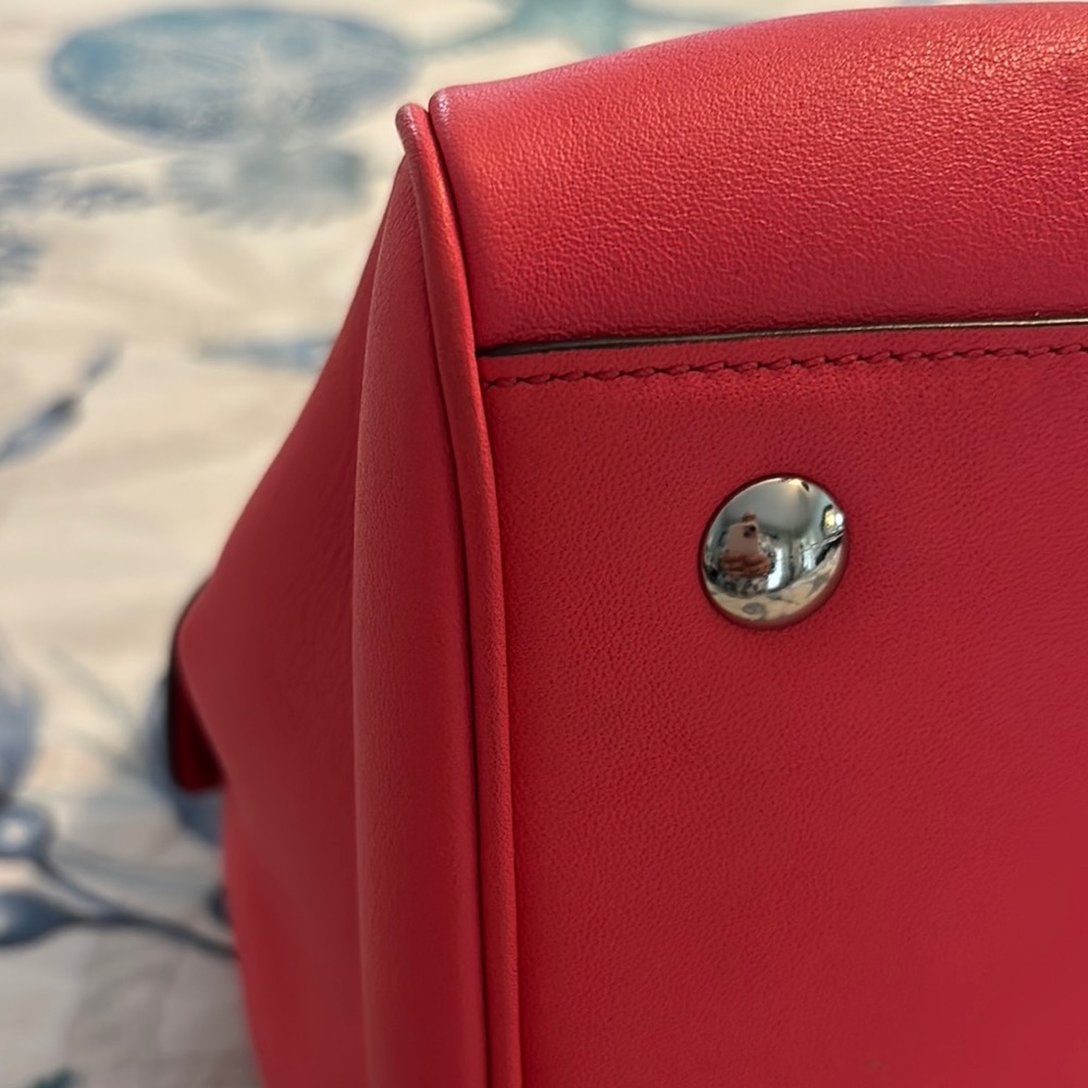 Coach coral handbag - Picture 7 of 11